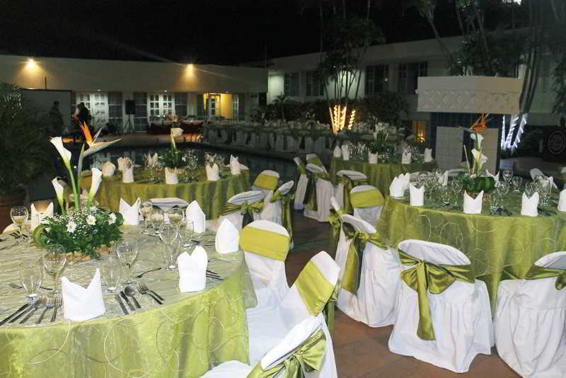 Siesta Hotel And Casino Antiguo Cuscatlán Kültér fotó